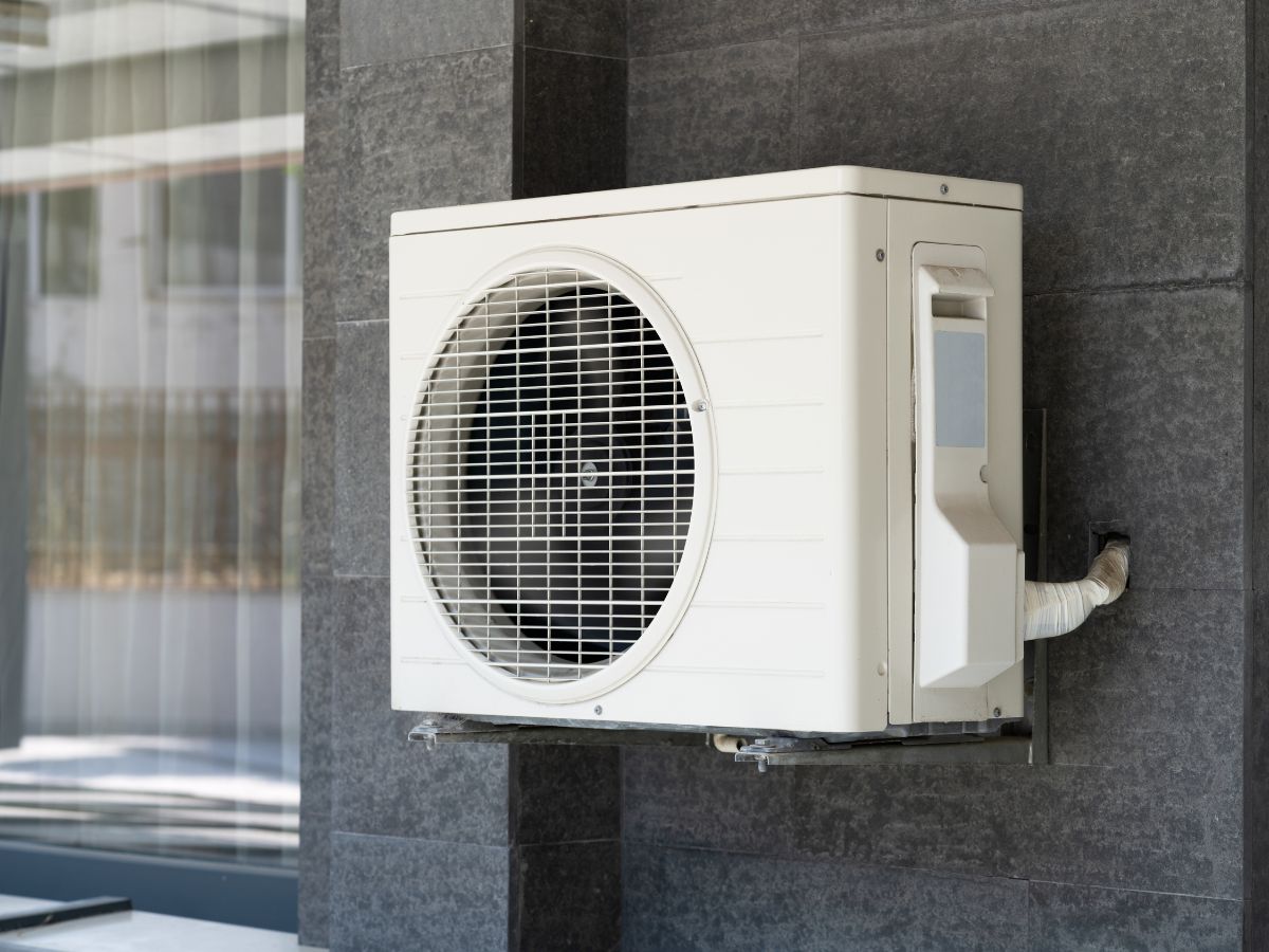 Wall-mounted mini split unit